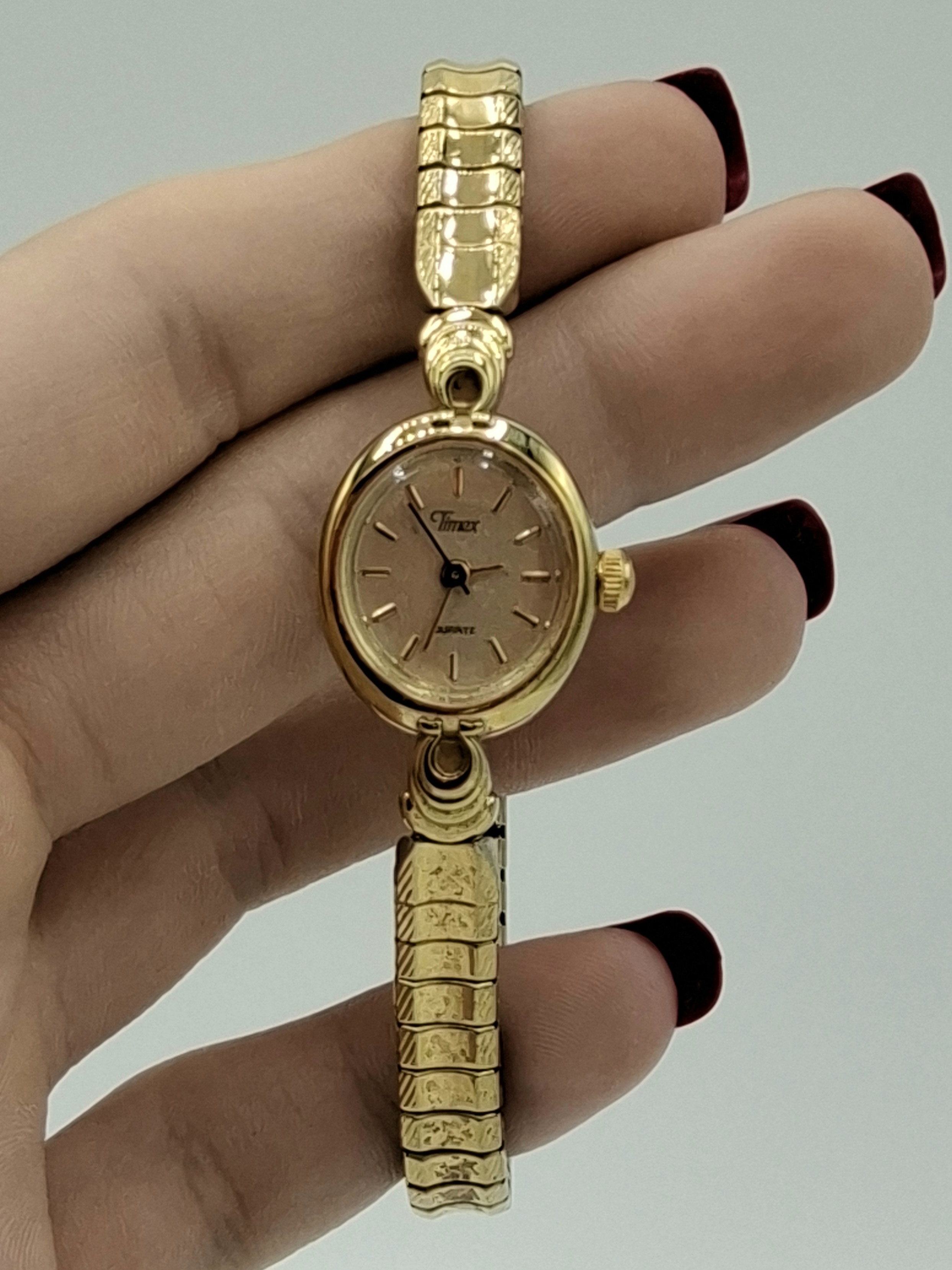 Vintage Timex Gold-Tone Women’s Quartz Watch (Philippines)