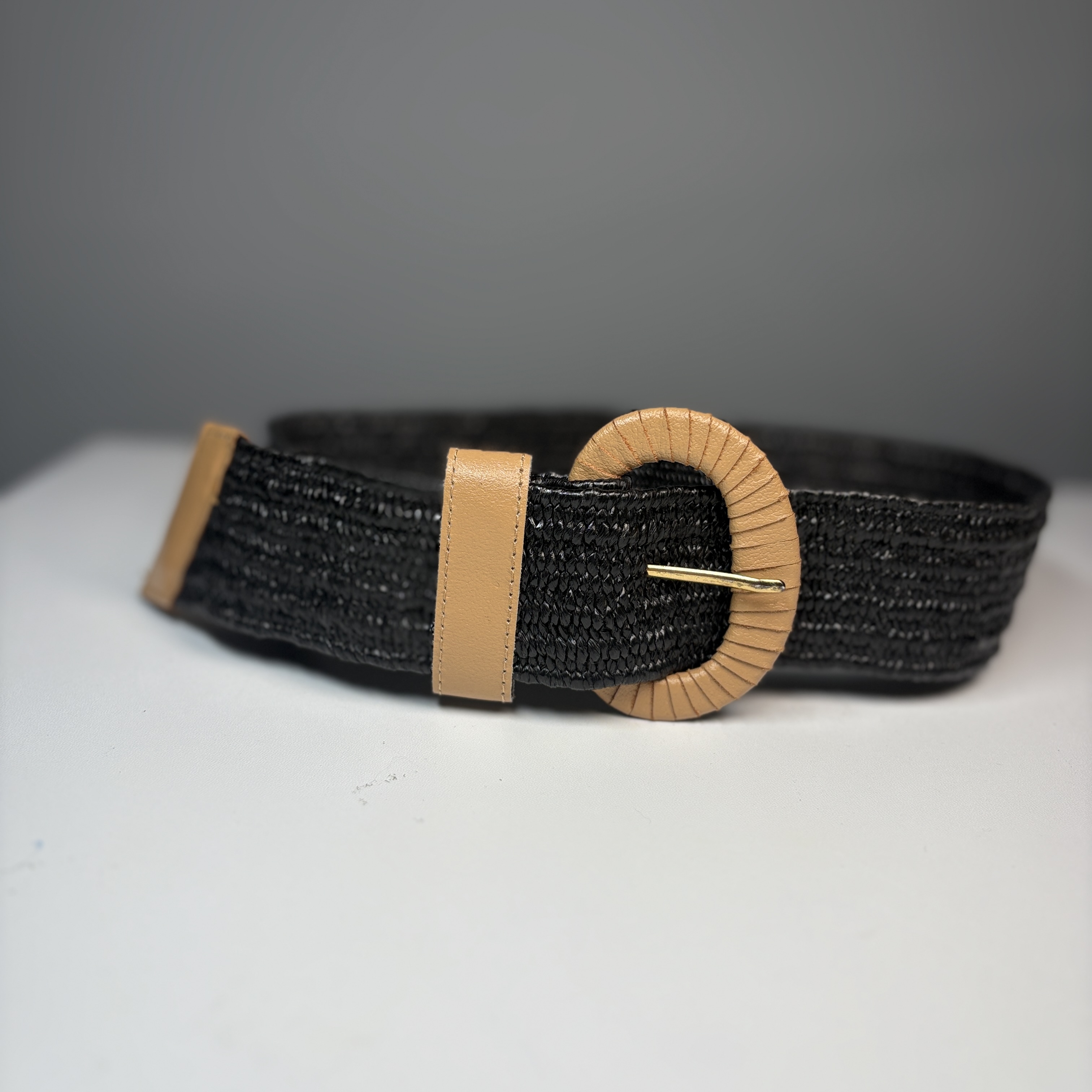 Womens Belt Size M/L Black Tan Accents Boho