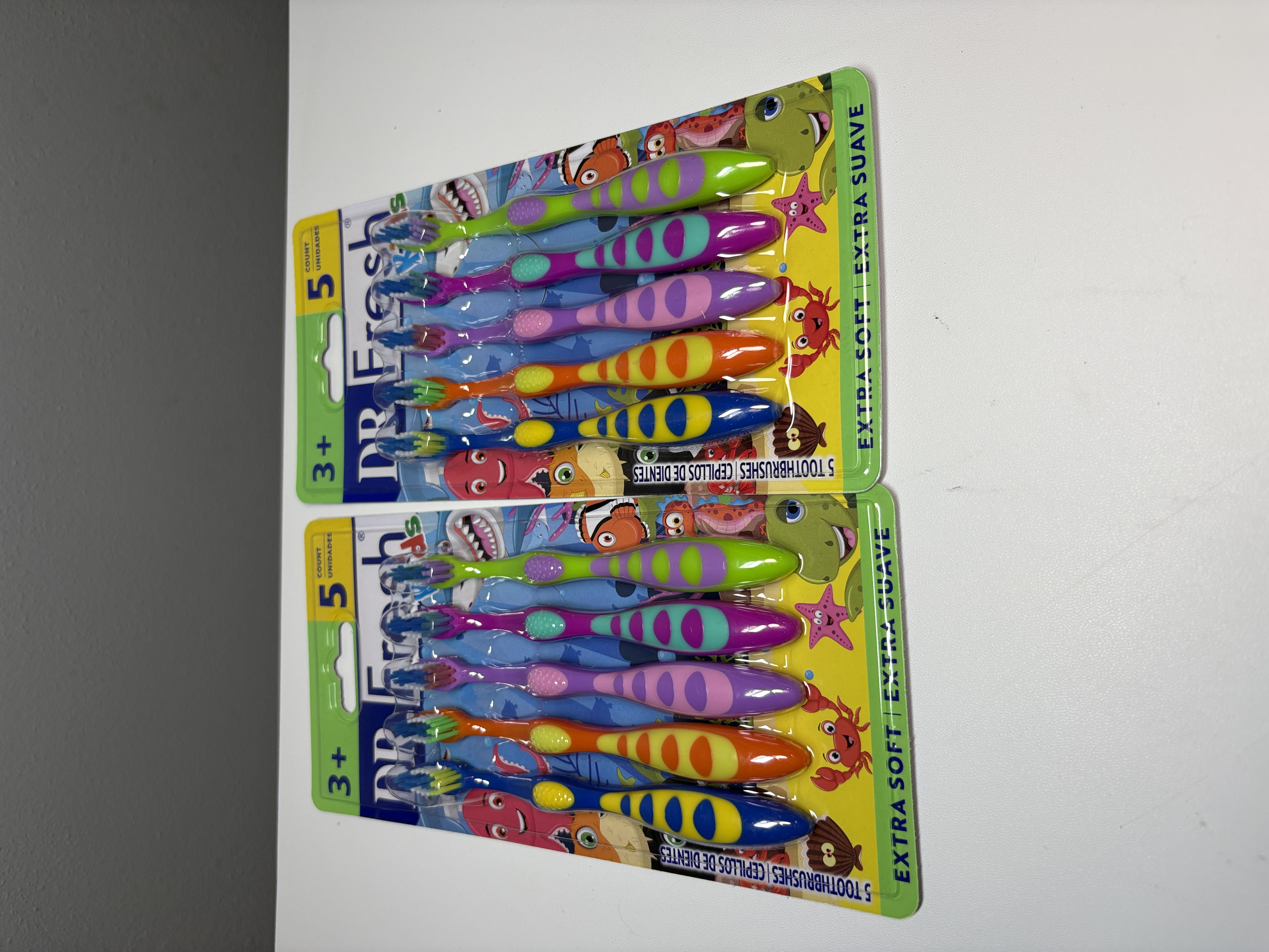 NEW DR Fresh Kids Toothbrushes