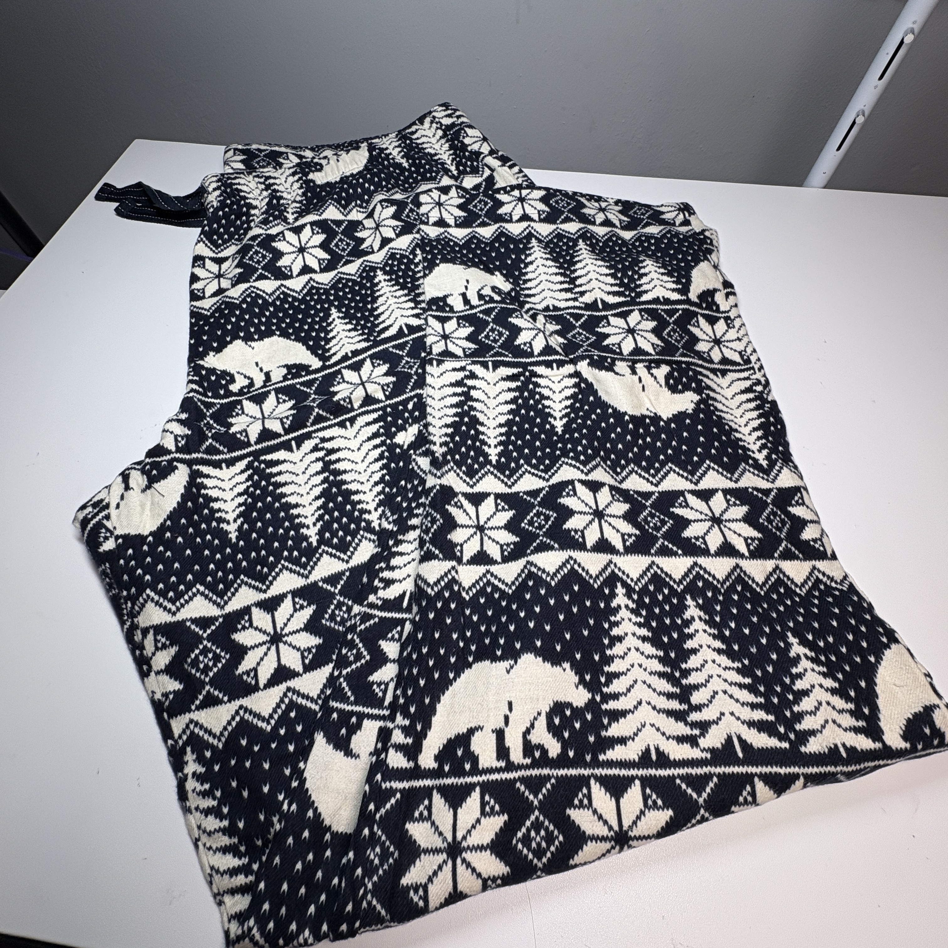 Old Navy Womens XL Navy Cream Fair Isle Polar Bear Pajama Pants Cozy Lounge