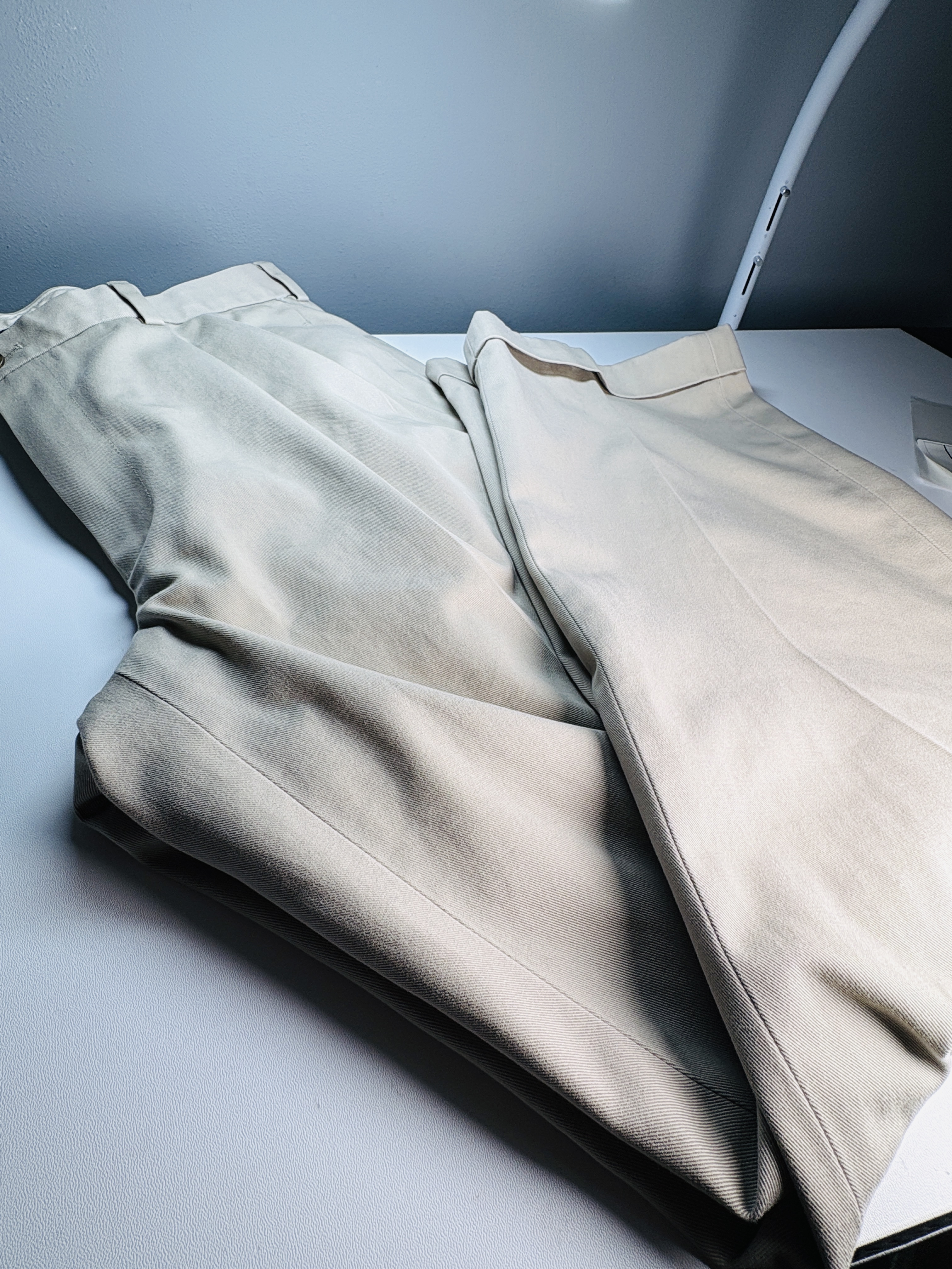 Brooks Brothers Chino Mens Size 37x32 Khaki Pleated Advantage Classic Elliot