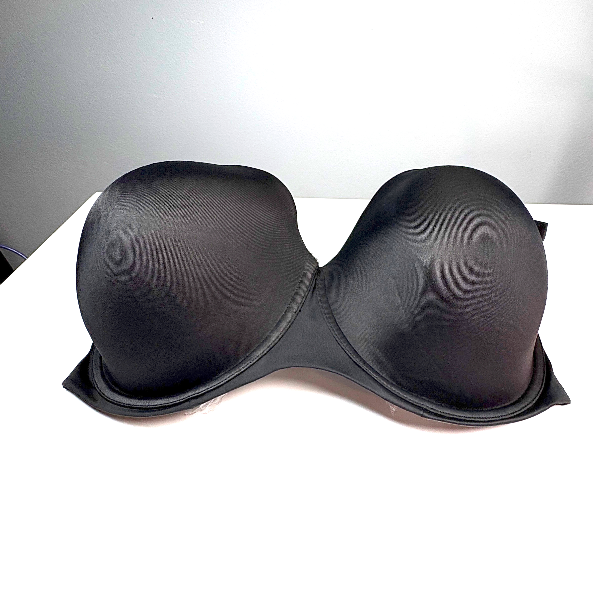 CACIQUE Bra Womens Size 40G Black Strapless Multi-Way Underwire Smooth Seamless