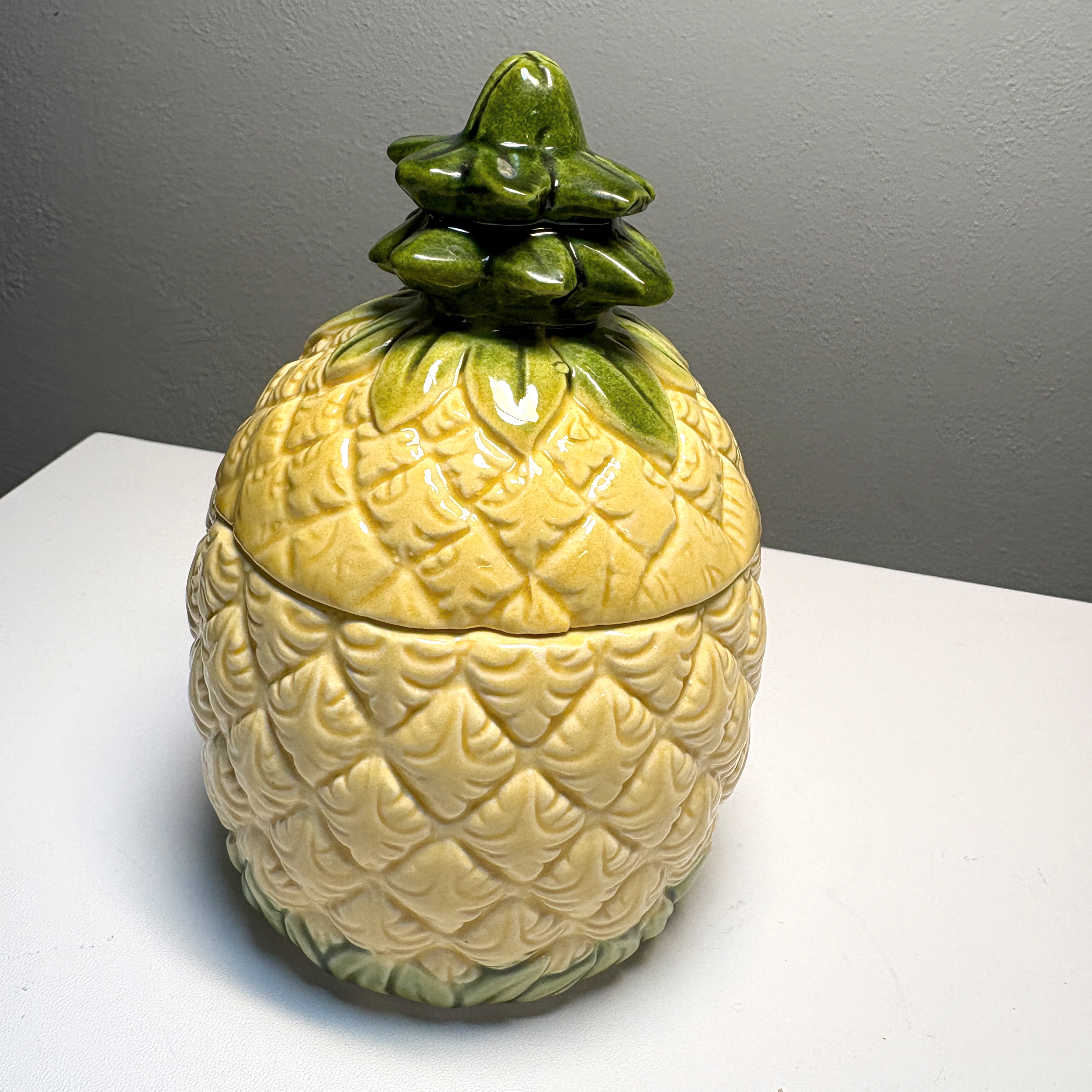 Orchids Of Hawaii R-15 Tiki Mug Yellow Green Vintage Retro Pineapple Collectible