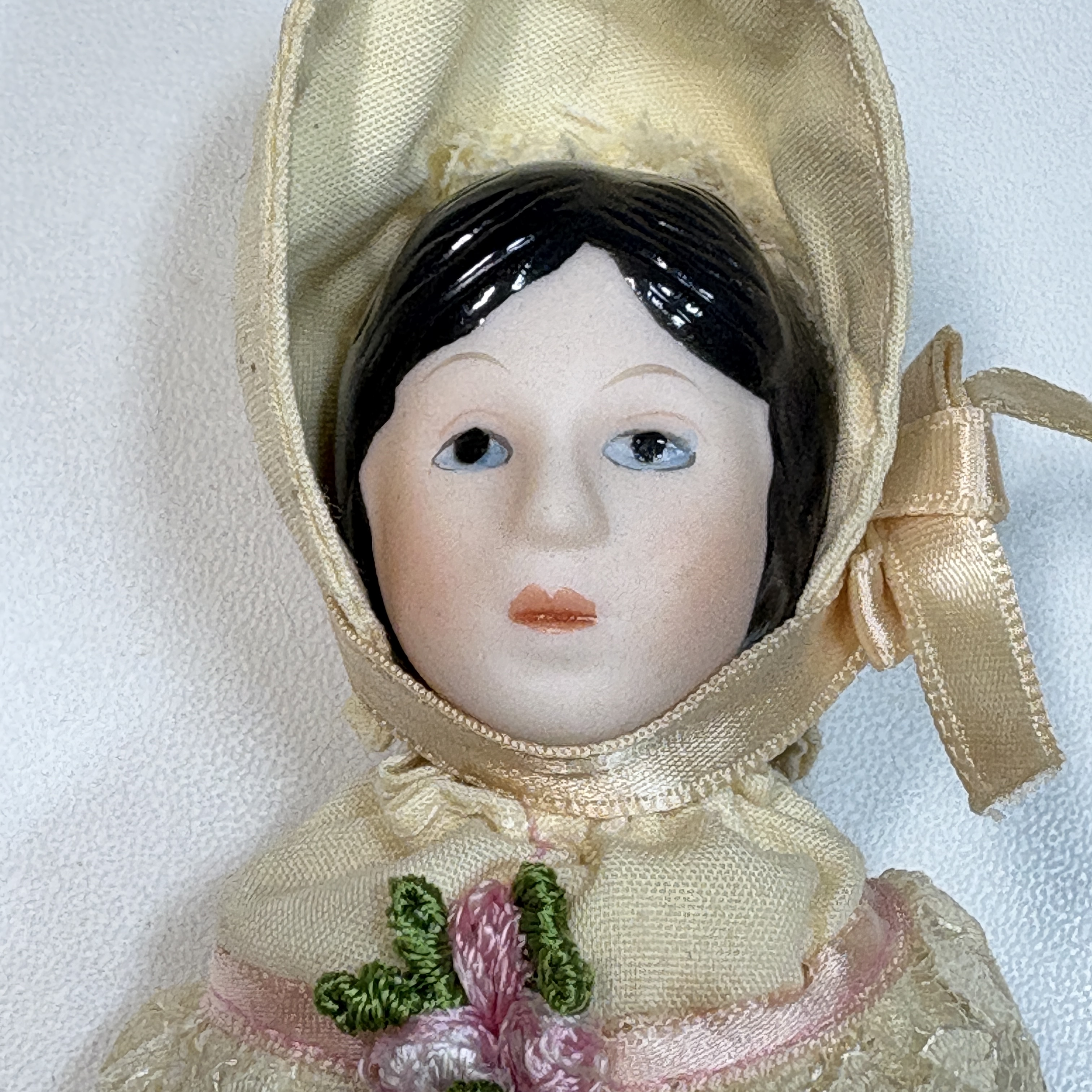 Charisma Victorian brunette Lady Porcelain & Cloth Bust