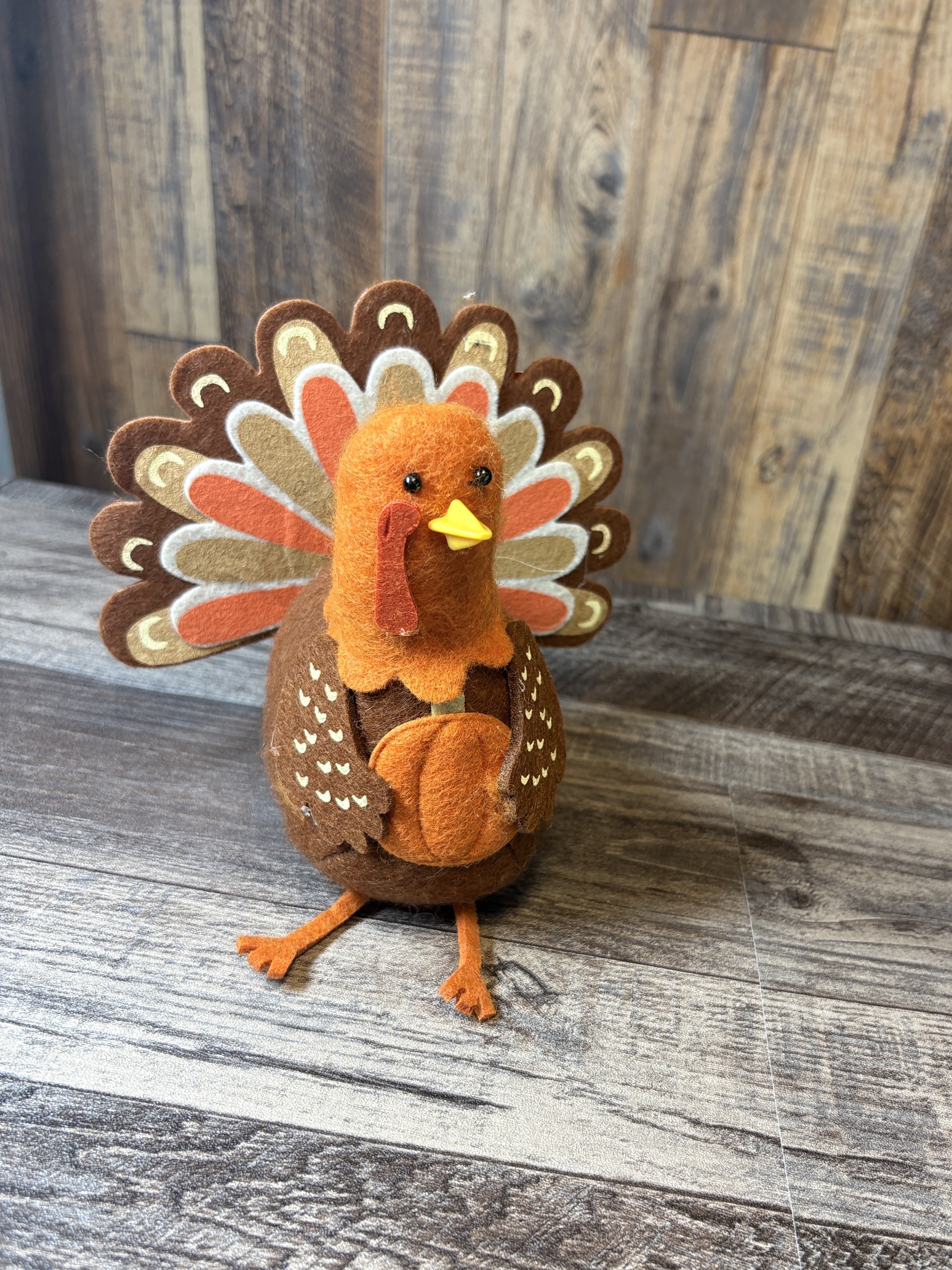 Felt Thanksgiving Turkey Decoration – Autumn Tabletop Centerpiece