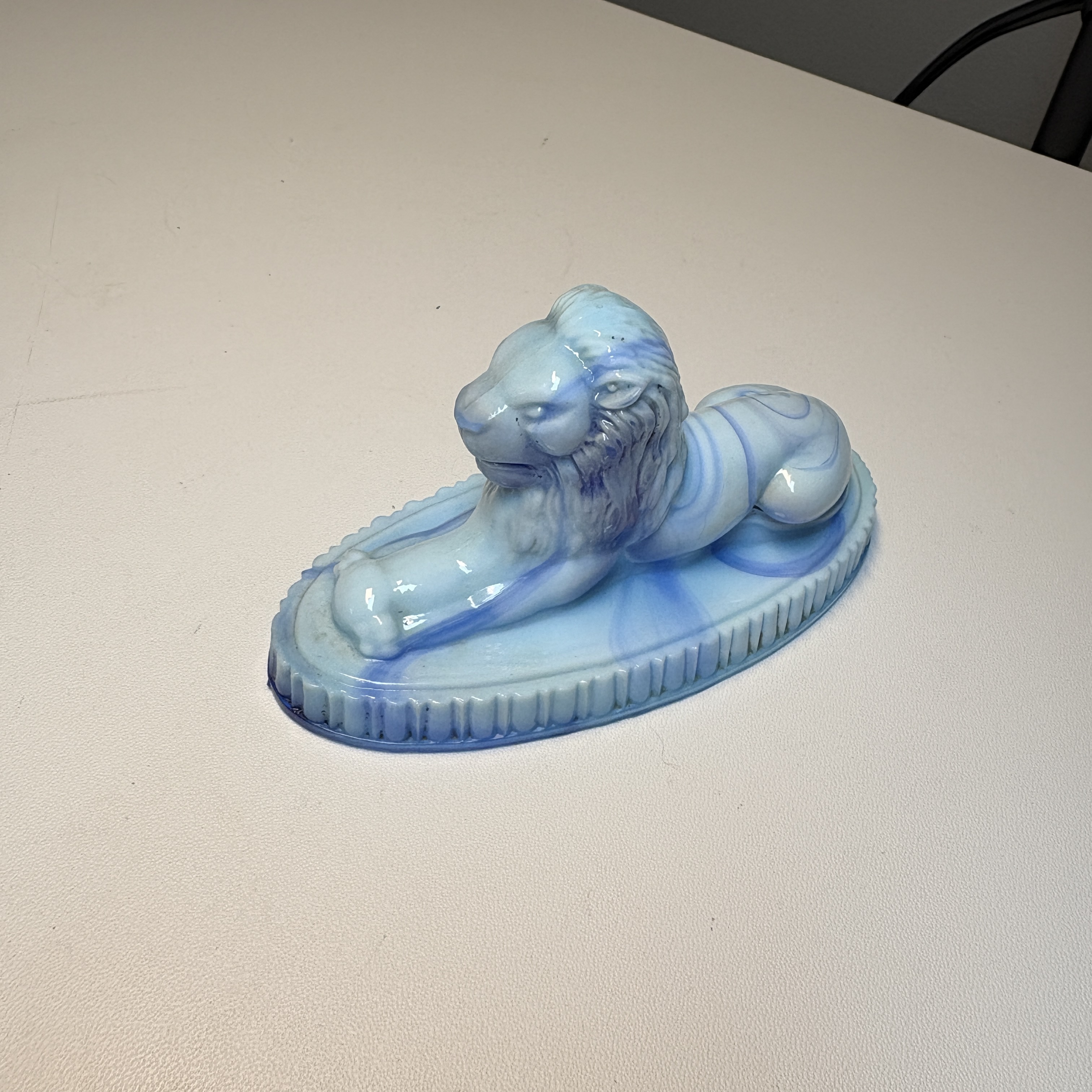 Russ Vogelsong Summit Art Glass Blue Slag Oscar The Lion