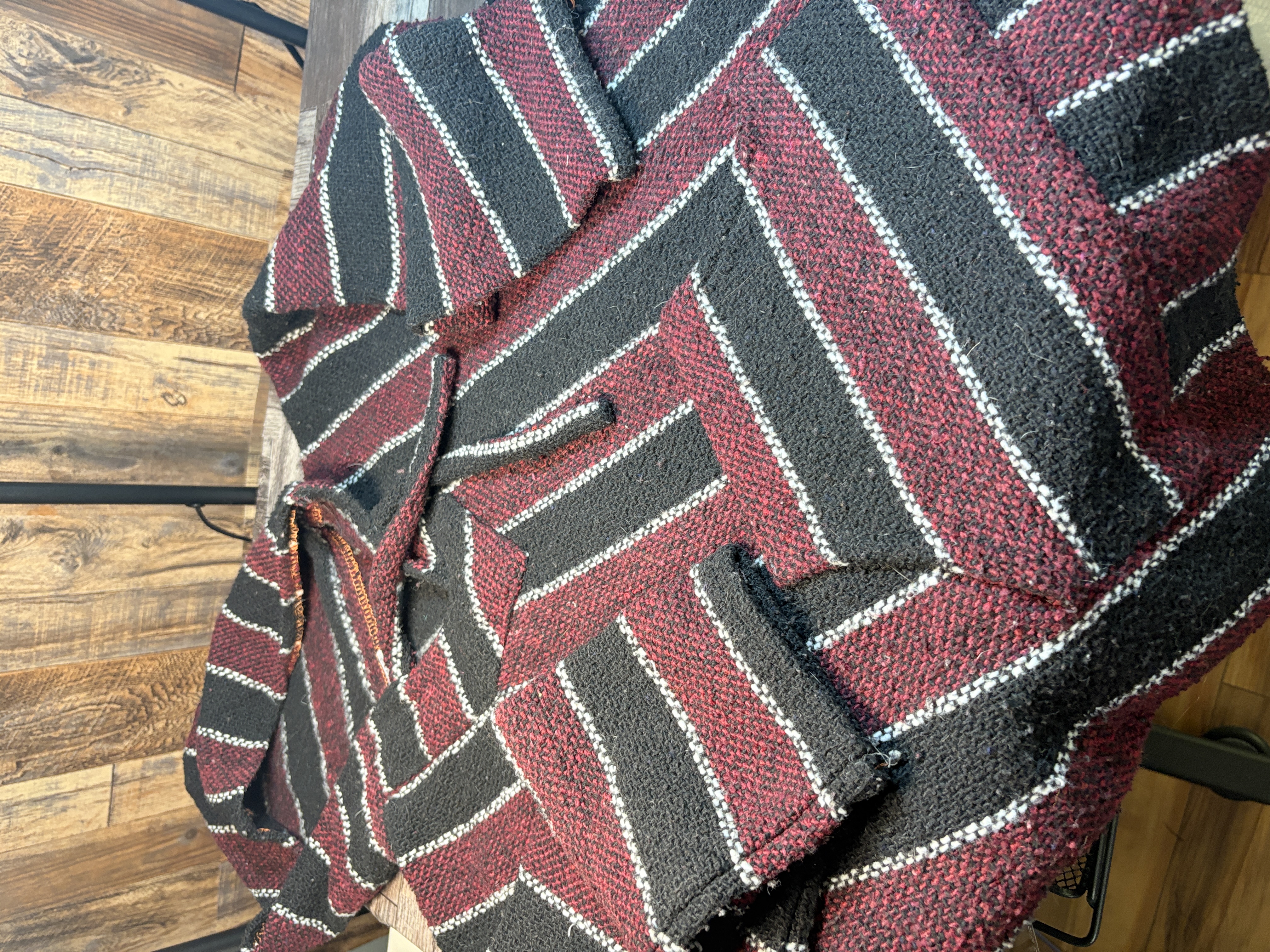 Vintage Mexican Baja Hoodie – Black & Maroon Striped Pullover – Size M – 100% Acrylic