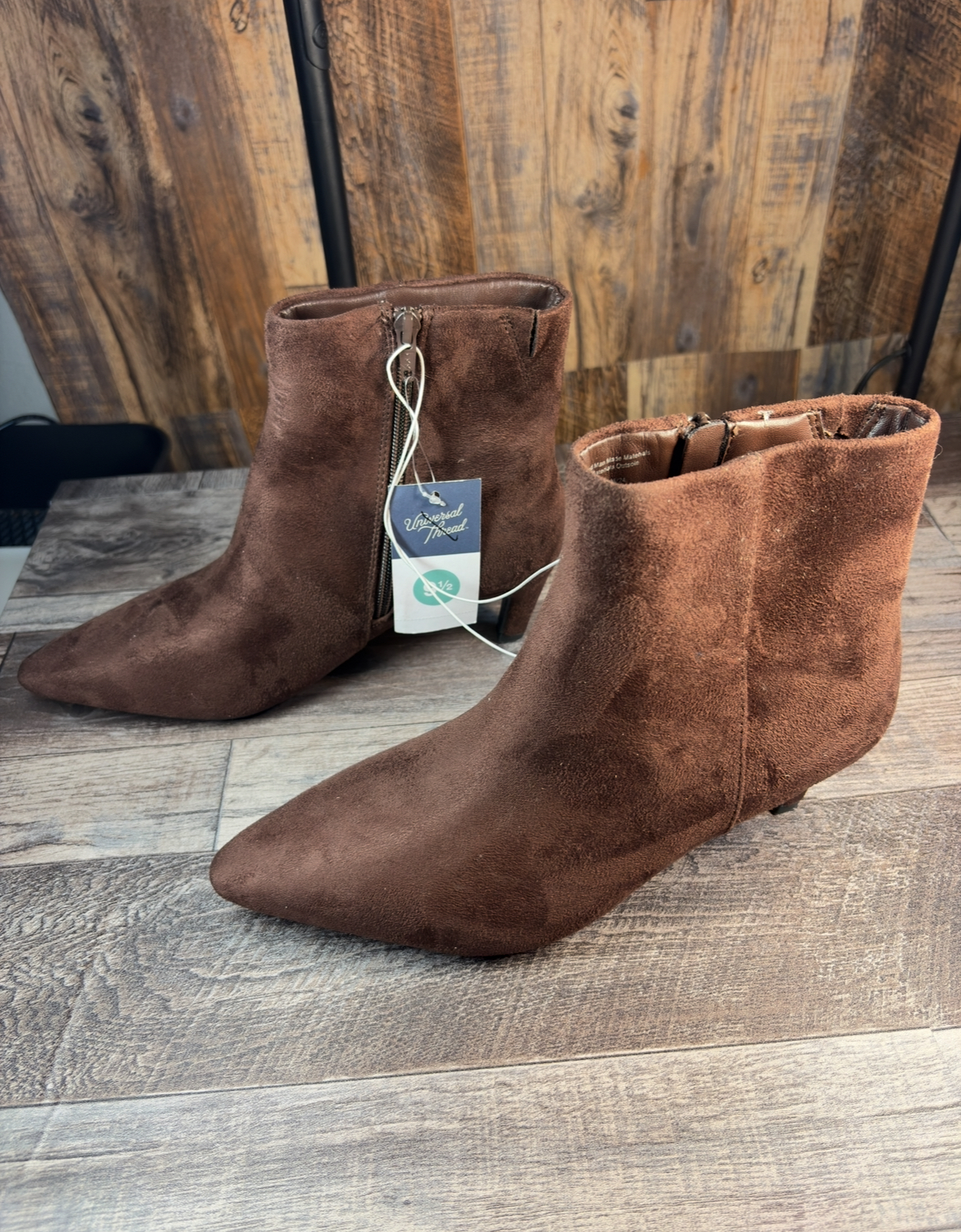 Universal Thread Brown Suede Pointed Toe Booties | Women’s 8.5