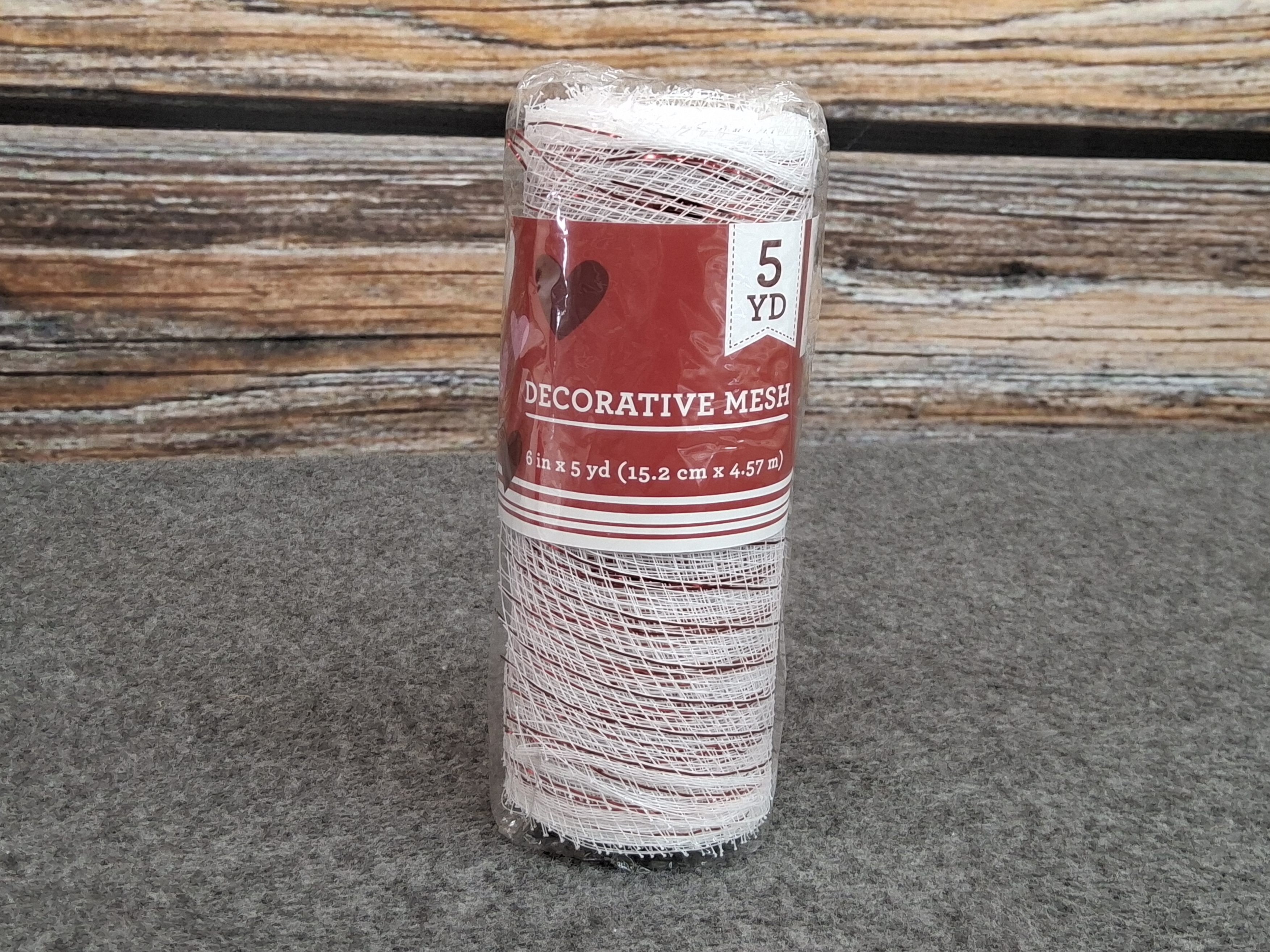 White Decorative Mesh Roll 6"x5yd