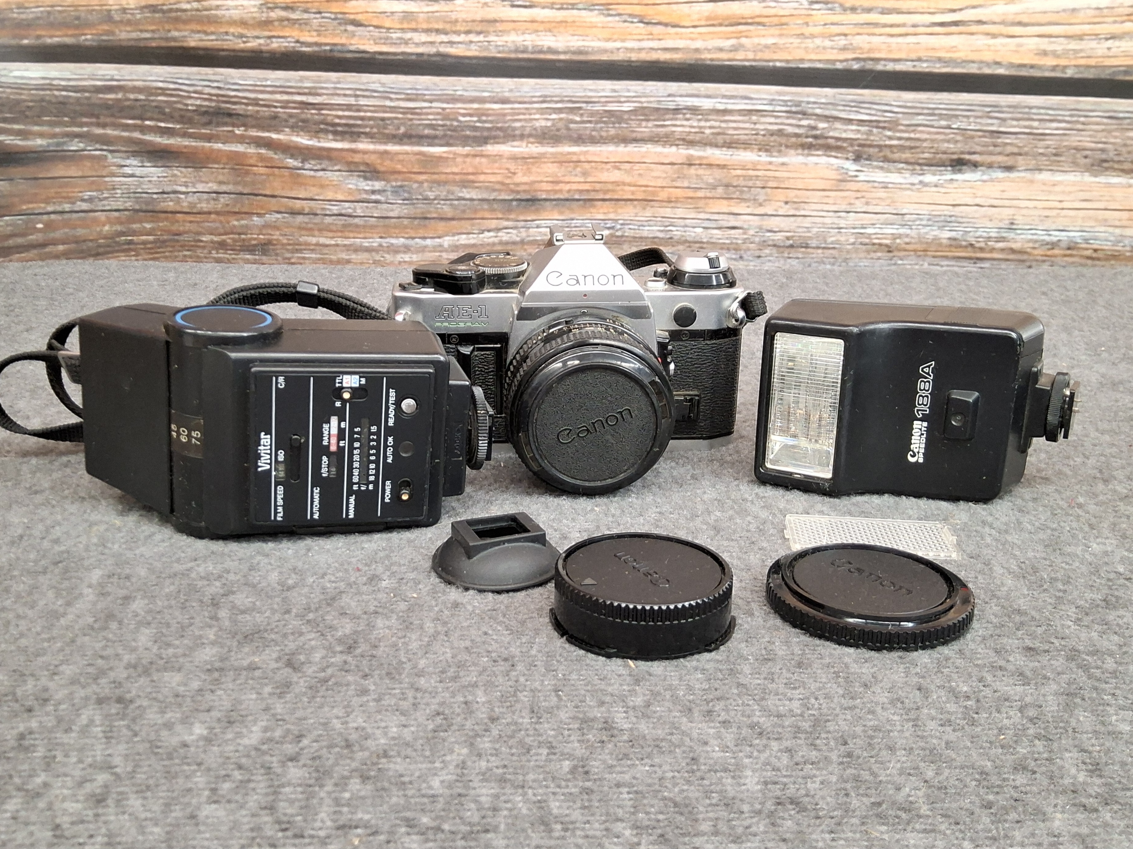 📸Canon AE-1 Program 35mm Film Camera w/ 50mm Lens, Flashes, Manuals & Case – Untested📸