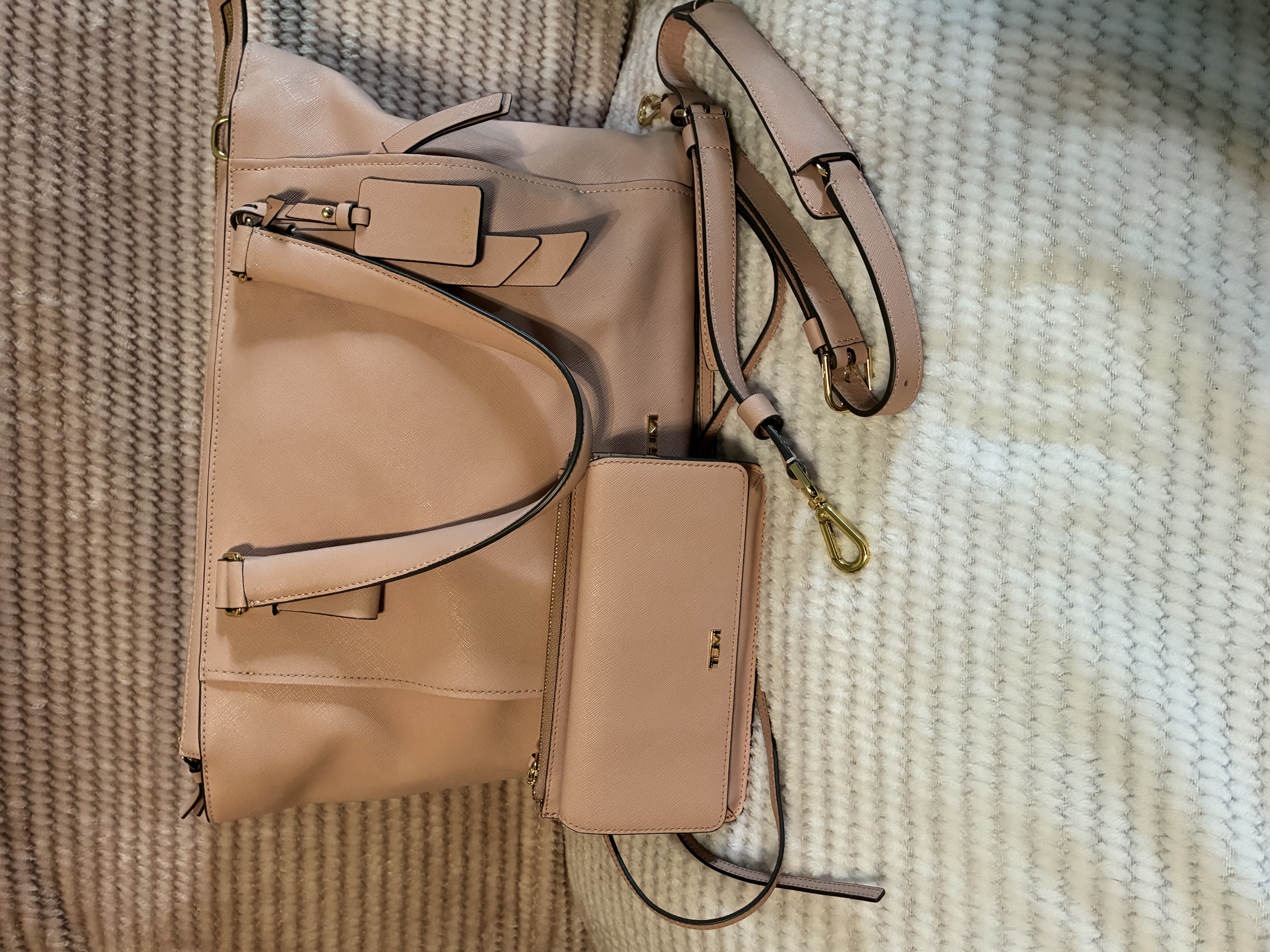 Tumi large tote